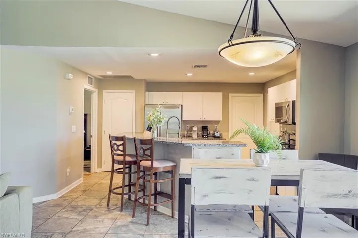 1427 Juanita Pl, Cape Coral, Florida 33909