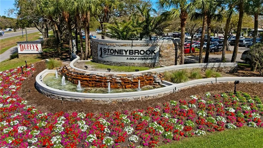 Stoneybrook Entrance