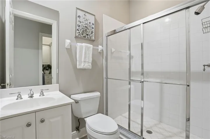 Bathroom/Powder Room