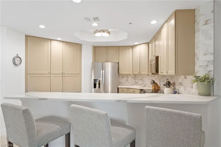 5793 Cape Harbour Dr 1111, Cape Coral, Florida 33914