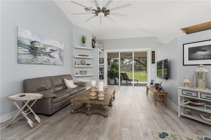 650  Lalique  CIR, Naples, FL 34119