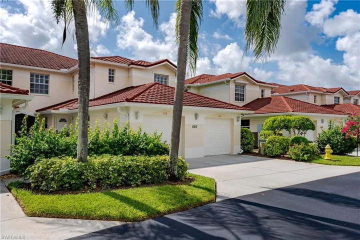 650  Lalique  CIR, Naples, FL 34119