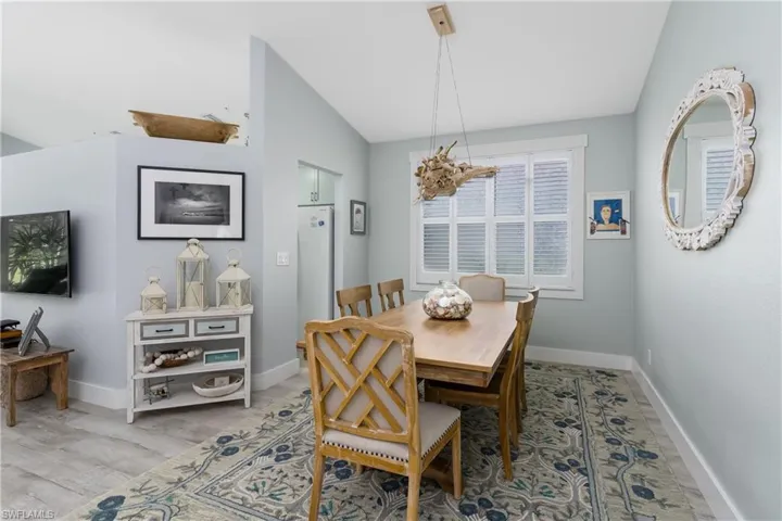 650  Lalique  CIR, Naples, FL 34119