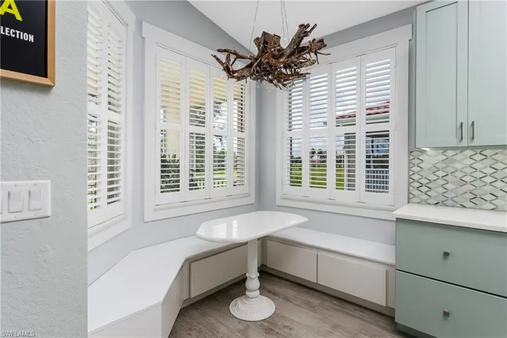 650  Lalique  CIR, Naples, FL 34119