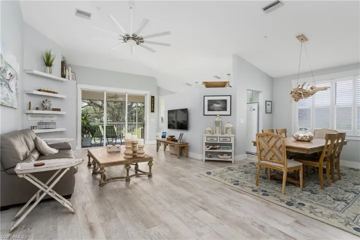 650  Lalique  CIR, Naples, FL 34119