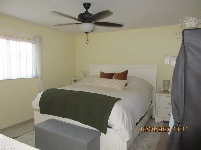 Bedroom with ceiling fan