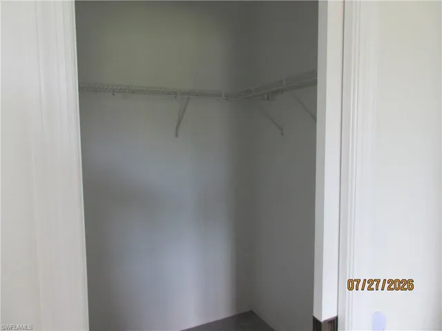 MASTER WALK IN CLOSET