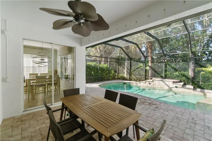 15881  Delasol  LN, Naples, FL 34110