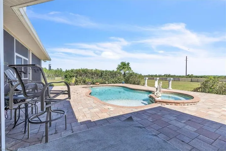 18150 Bending Willow Ct, Punta Gorda, Florida 33982