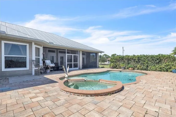 18150 Bending Willow Ct, Punta Gorda, Florida 33982