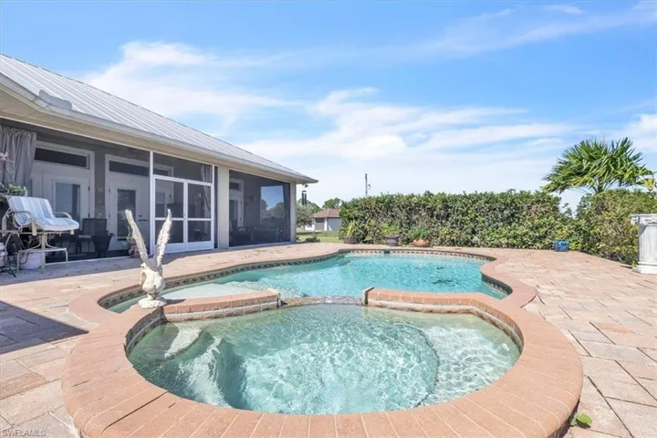 18150 Bending Willow Ct, Punta Gorda, Florida 33982