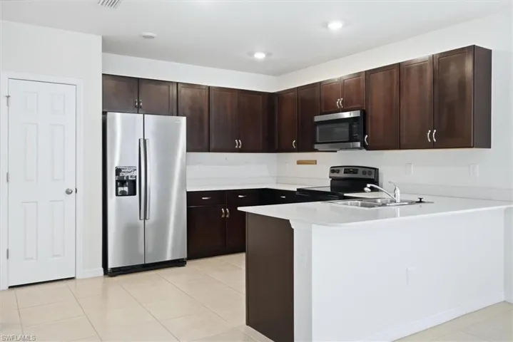 20530 Plumwood Loop, North Fort Myers, Florida 33917
