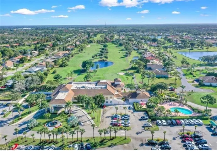 Spanish Wells Country Club membership is available for membership.  Additional fees apply.