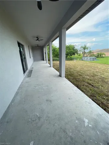 Huge lanai side to side