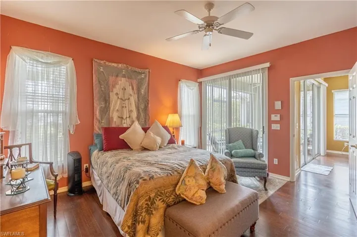 431  Crossfield E CIR, Naples, FL 34104