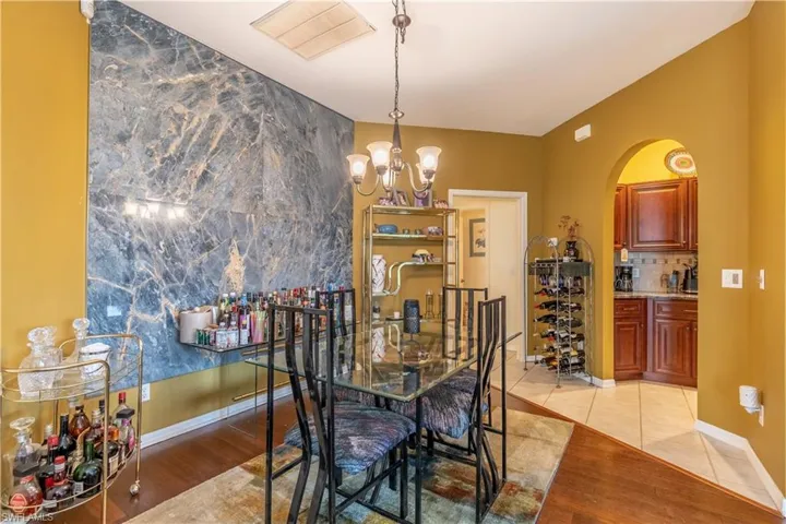431  Crossfield E CIR, Naples, FL 34104