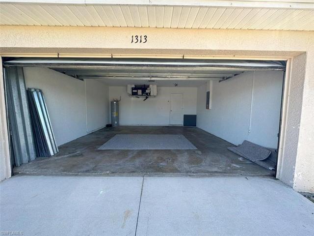 1313 NE 9th  AVE, CAPE CORAL, FL 33909