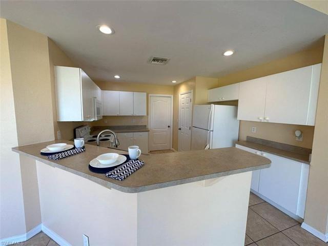 1313 NE 9th  AVE, CAPE CORAL, FL 33909