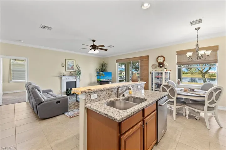 1493  Birdie  DR, Naples, FL 34120