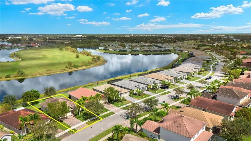 1493  Birdie  DR, Naples, FL 34120