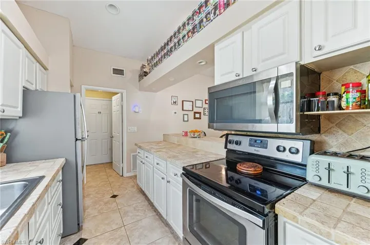1381  17th SW ST, Naples, FL 34117