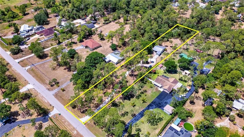 1381  17th SW ST, Naples, FL 34117