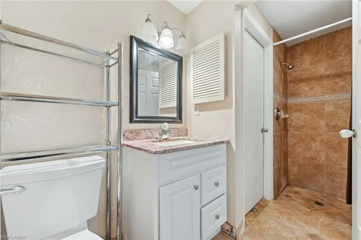 1381  17th SW ST, Naples, FL 34117