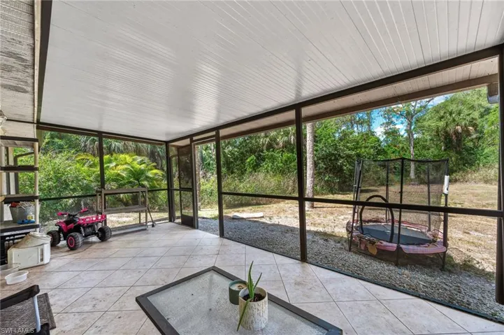 1381  17th SW ST, Naples, FL 34117