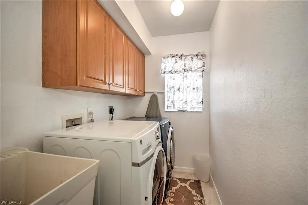 1428 38th AVE, Cape Coral, FL 33993,224054077