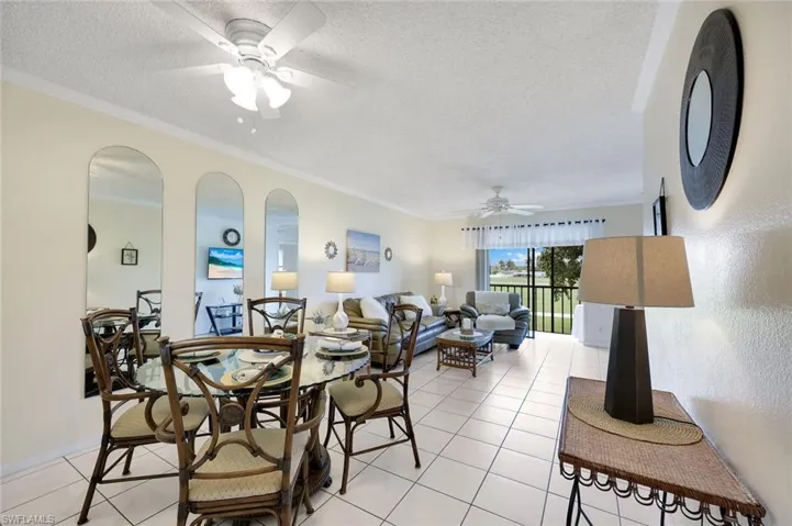 4338 27th Ct Sw 204, Naples, Florida 34116
