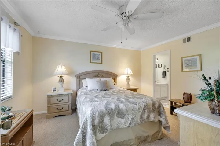 4338 27th Ct Sw 204, Naples, Florida 34116