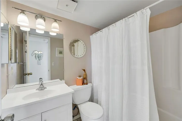 4338 27th Ct Sw 204, Naples, Florida 34116