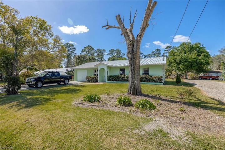 420 S Cypress ST, LABELLE FL 33935