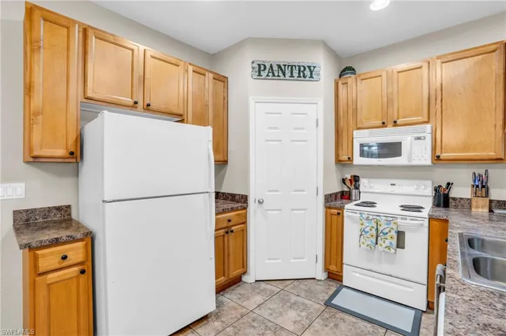 14122  Danpark  LOOP, Fort Myers, FL 33912