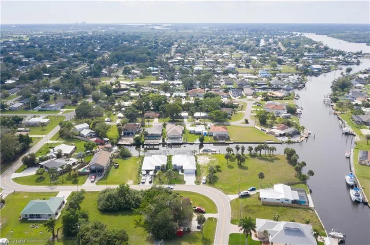 13454  Caribbean  BLVD, Fort Myers, FL 33905