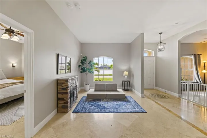 1408 SW 15th  PL, Cape Coral, FL 33991