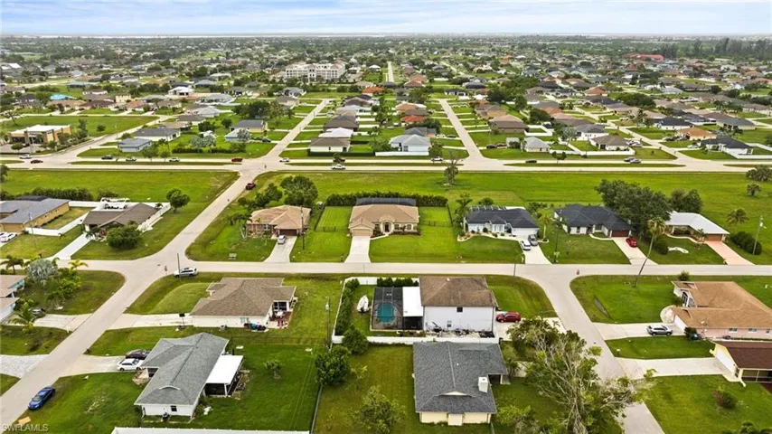 1408 SW 15th  PL, Cape Coral, FL 33991