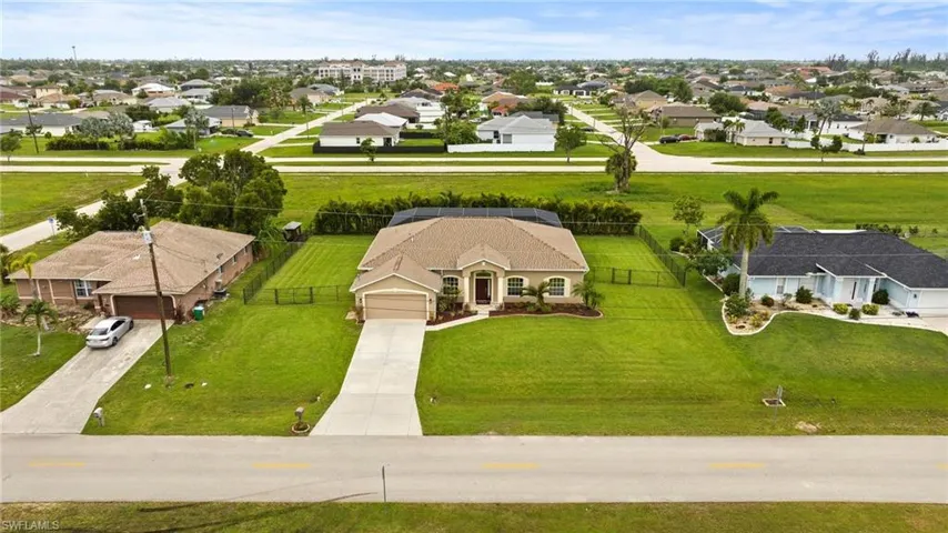 1408 SW 15th  PL, Cape Coral, FL 33991