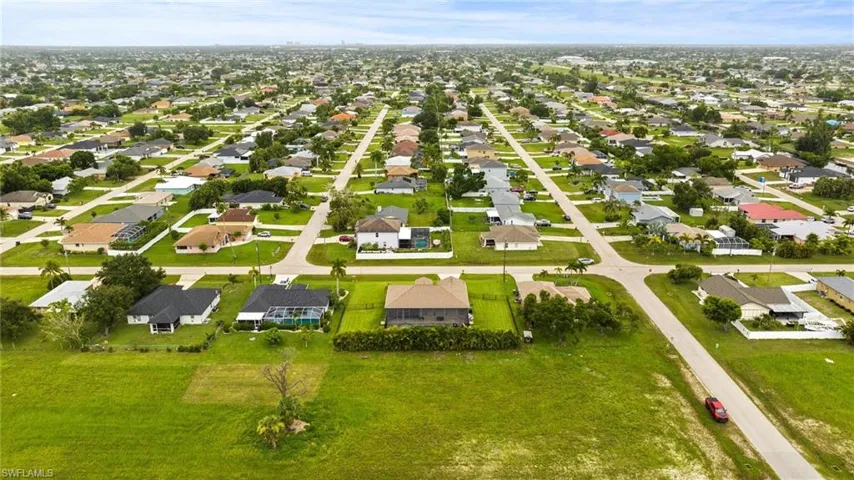 1408 SW 15th  PL, Cape Coral, FL 33991
