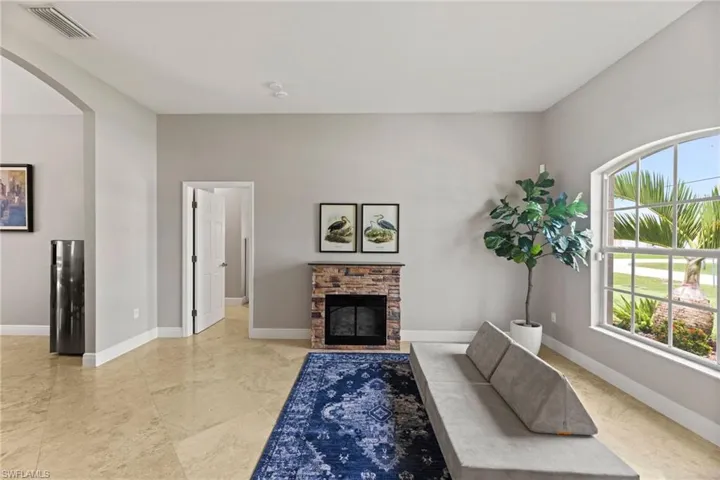 1408 SW 15th  PL, Cape Coral, FL 33991
