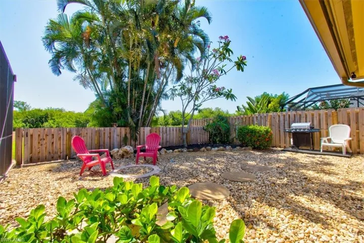 Perfect yard for outdoor enjoyment