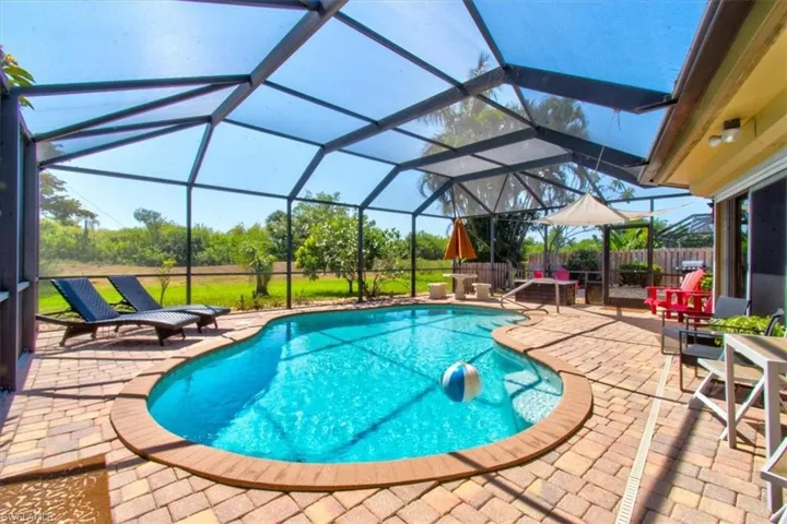 3769 SE 6th  AVE, Cape Coral, FL 33904
