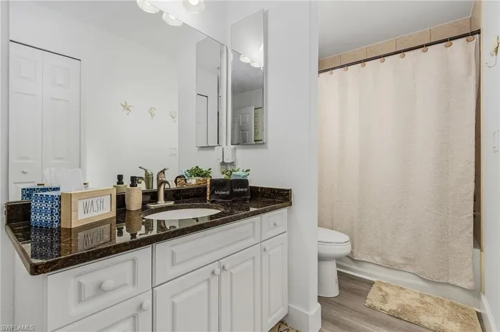 Pool/Second bathroom