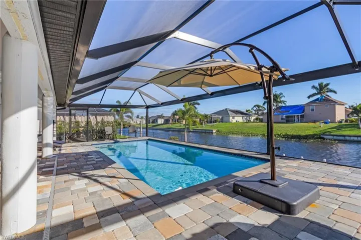 Pool/lanaiPool/screened lanai