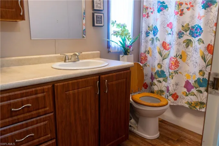 GUEST BATH