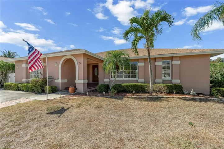 View of front of property with stucco siding