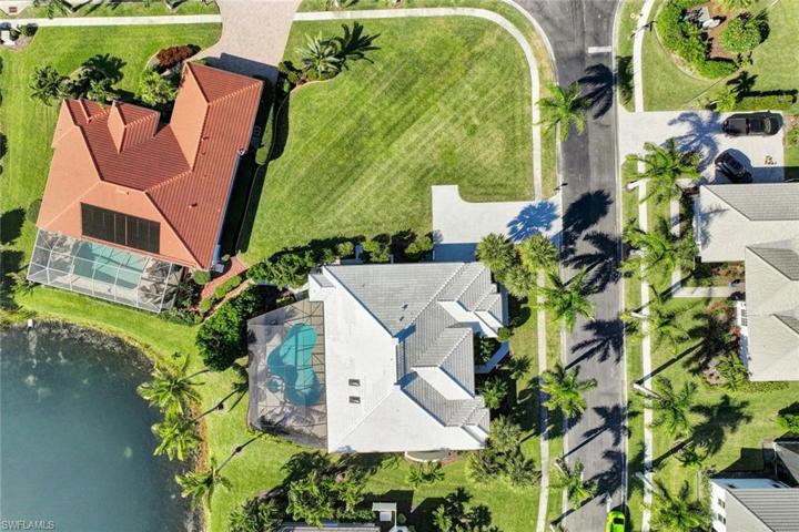 What a great corner lot!