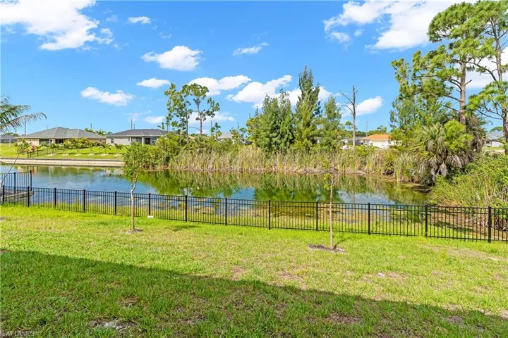 2304 23rd Ave, Cape Coral, Florida 33993