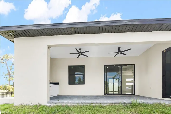 2304 23rd Ave, Cape Coral, Florida 33993
