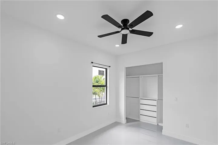 2304 23rd Ave, Cape Coral, Florida 33993